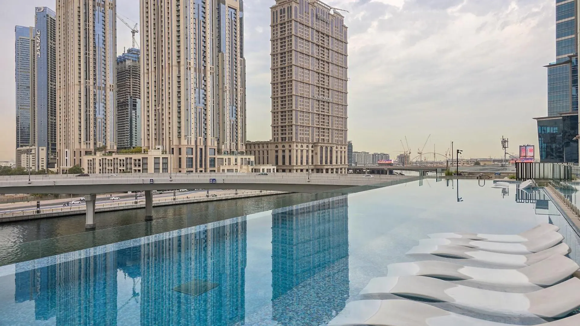 Luxury 1Br Apartment At Urban Oasis Close To Burj Khalifa Dubai